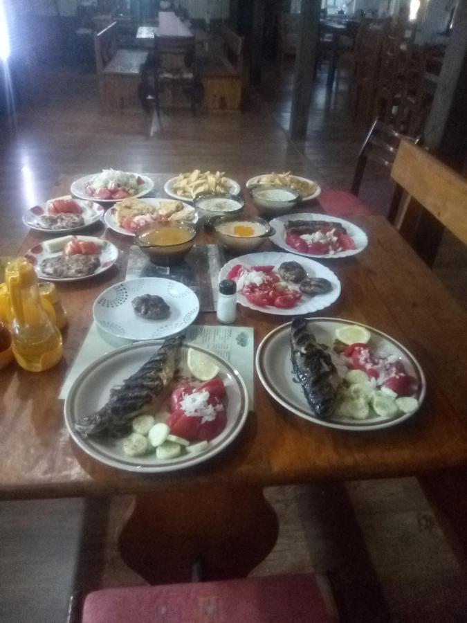Family Hotel Shisharka Batak Buitenkant foto