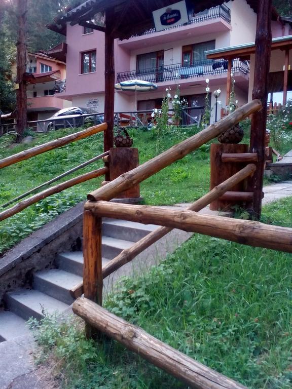 Family Hotel Shisharka Batak Buitenkant foto